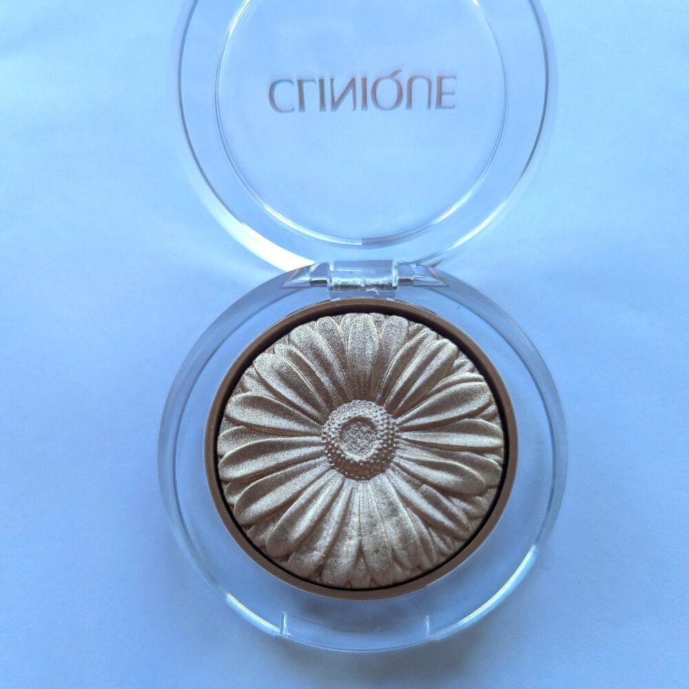 BRAND NEW Clinique Gold Celebration Pop Highlight
